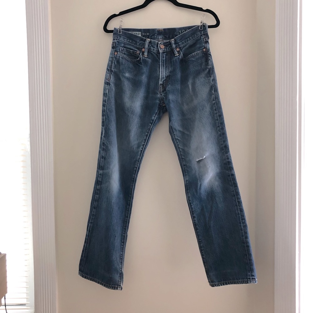 GAP Standard straight leg denim sz 28